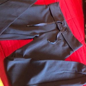 Lululemon joggers grayish navy size 6